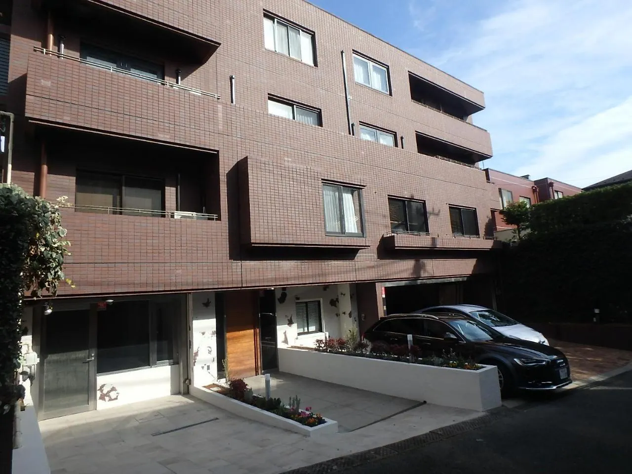 Bed & Breakfast Renga Daikanyama Tokyo Japan