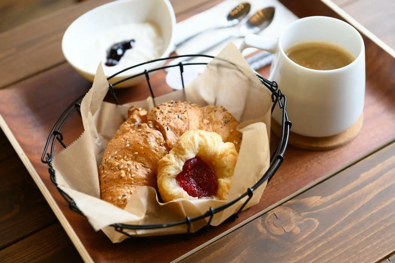 Bed & Breakfast Renga Daikanyama Tokyo