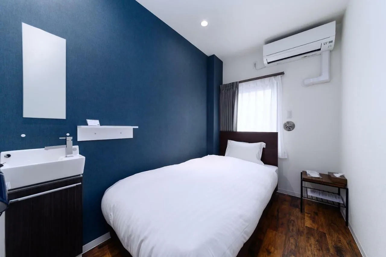 Hostel Bed & Breakfast Renga Daikanyama Tokyo Japan